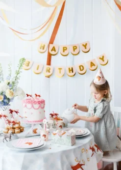 Happy Birthday Guirlande i Lyserød og Guld