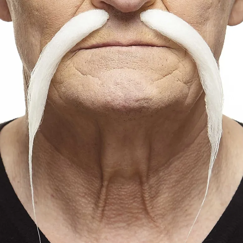 Kinesisk Moustache, Hvidt