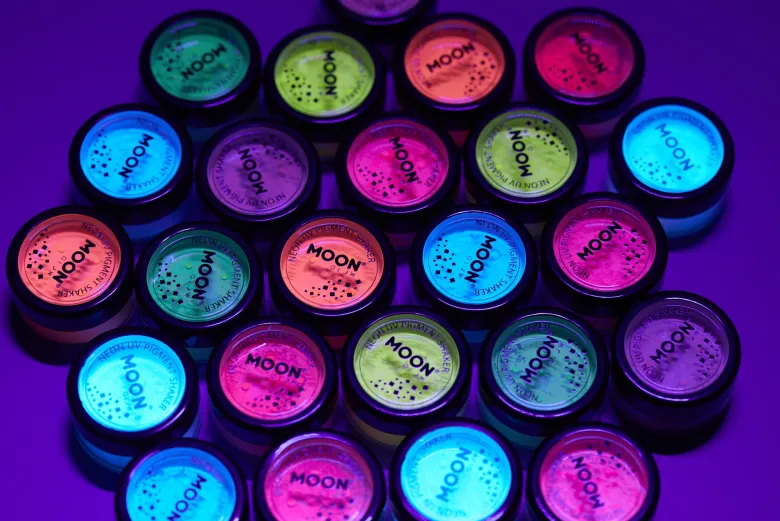 Moon Glow Intense Neon UV Pigment Shakers