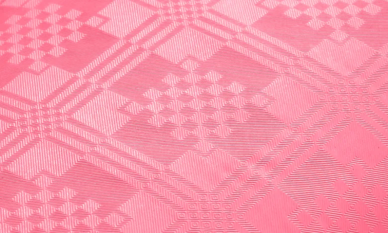 Papirdug: Damask Rulledug Pink, 1.19 x 8M