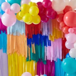 Ultimativ Rainbow Streamer & Ballon Backdrop